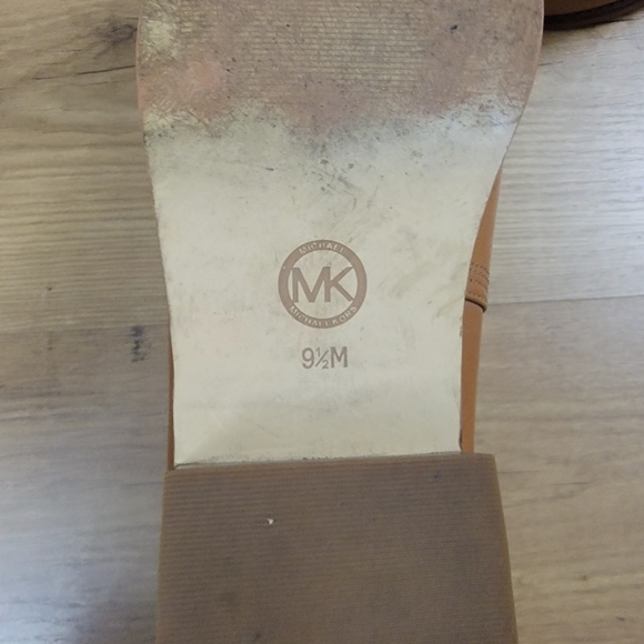 Michael Kors Arley Leather Ankle Boots - Picture 11 of 15